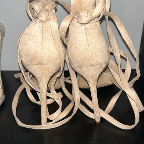 Barely worn taupe strappy heels - Picture 3 of 3